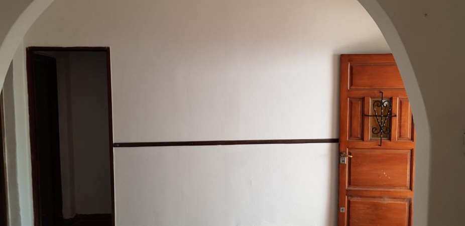 Ameghino Sur  casa y galpon 300m2 a metros Av. Fuerza Aerea