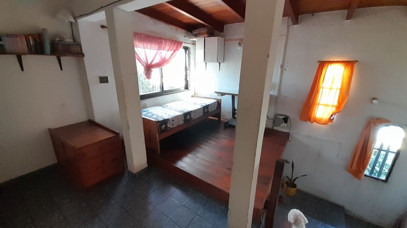 Vendo B° El Trebol casa y depto sobre brown