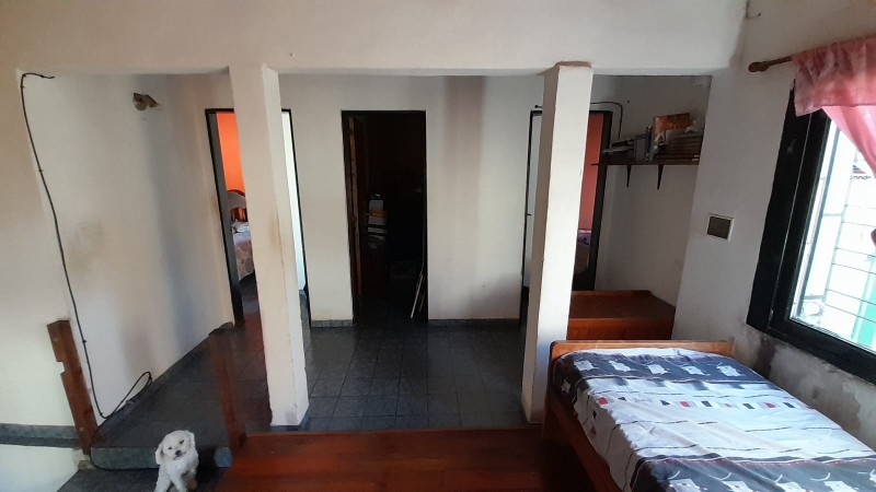 Vendo B° El Trebol casa y depto sobre brown