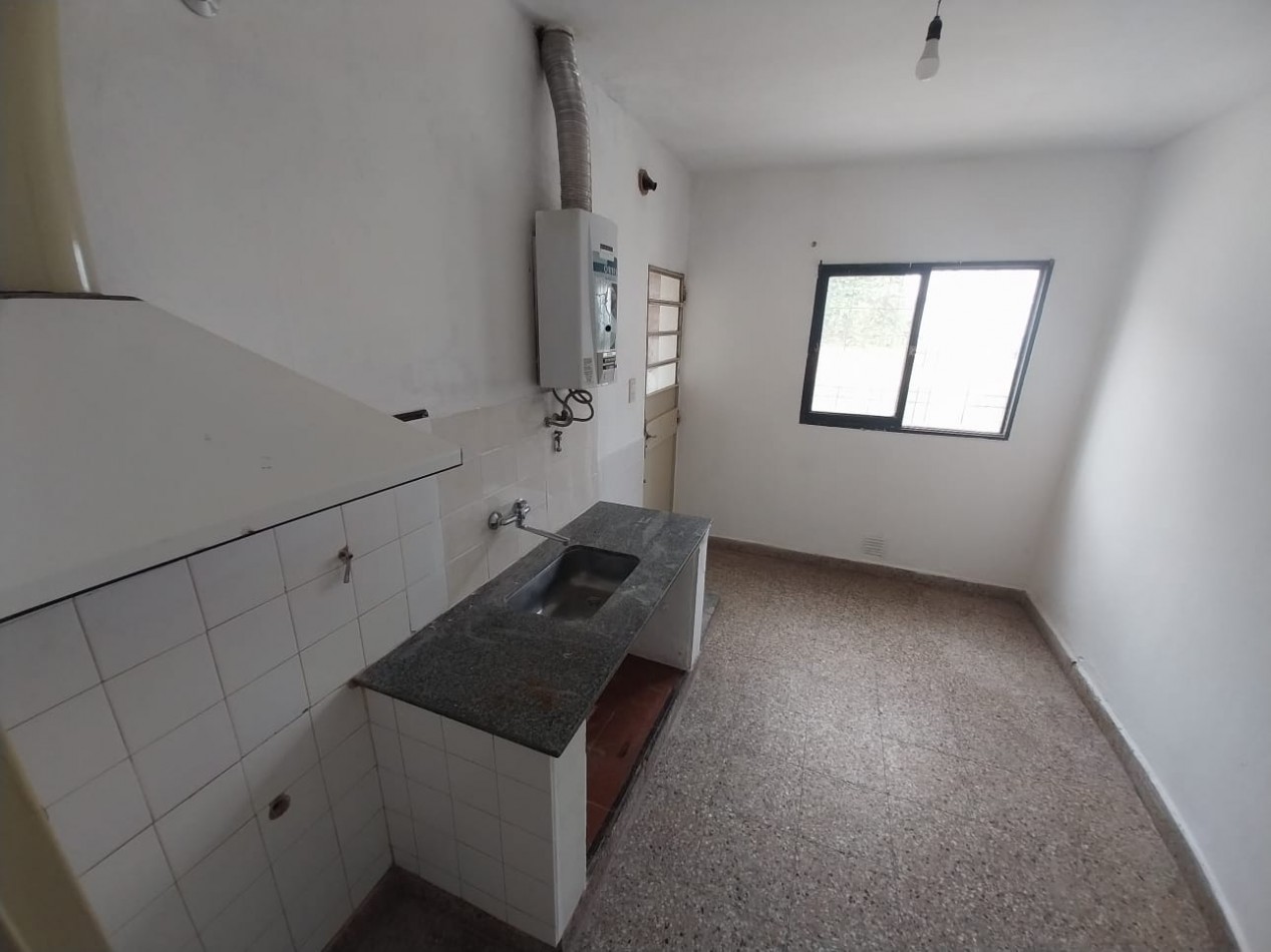 Rosedal Anexo Casa en alquiler 2 dor 