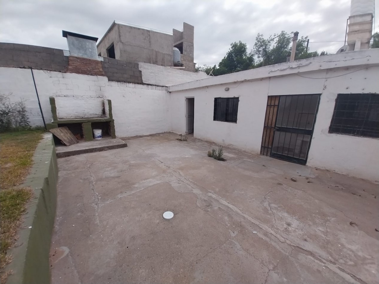 Rosedal Anexo Casa en alquiler 2 dor 