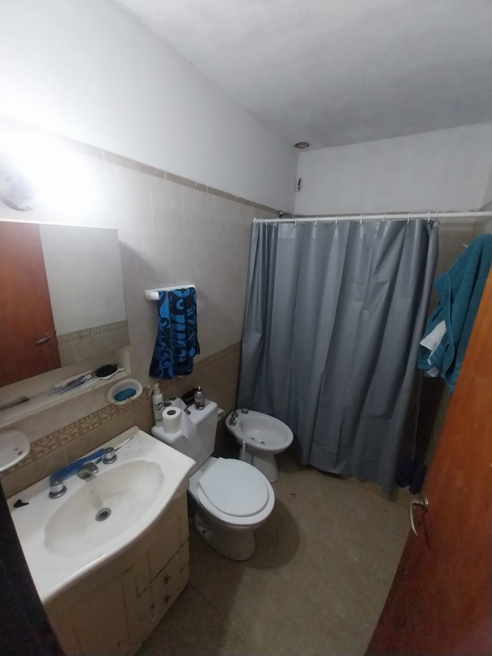 Barrio Avenida Casa en venta 4 dormitorios zona Ruta 20