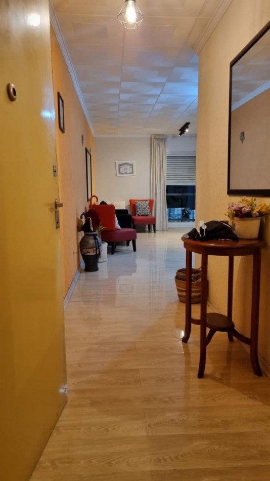 Alberdi Venta Departamento 2 dor sobre Av. Colon