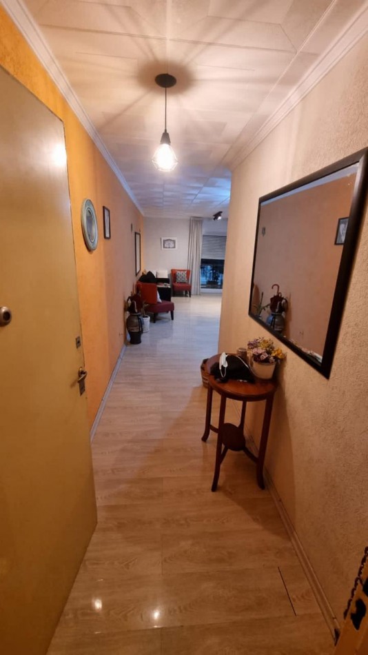 Alberdi Venta Departamento 2 dor sobre Av. Colon