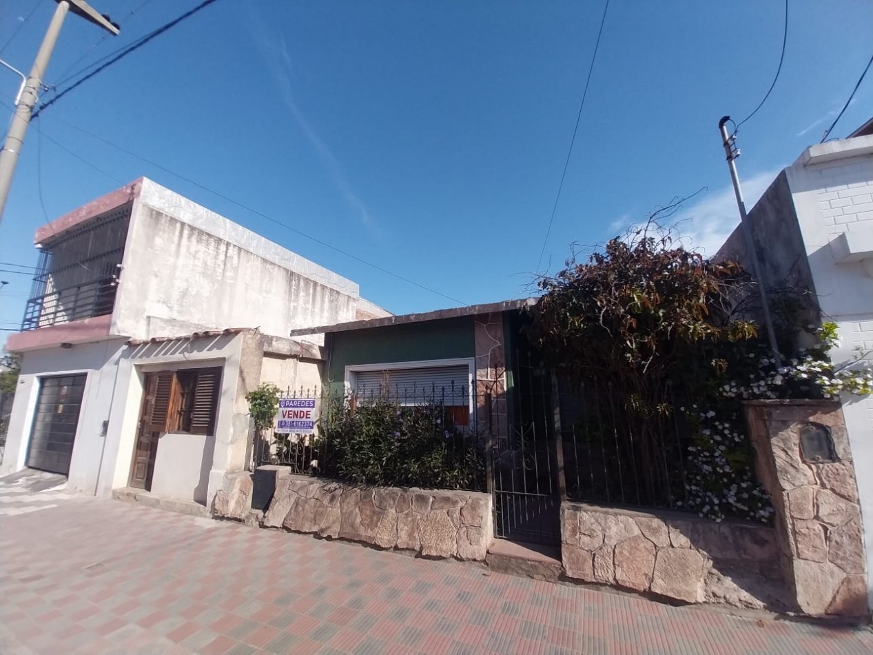 Los Paraisos VENTA casa a RECICLAR zona Alta Cordoba