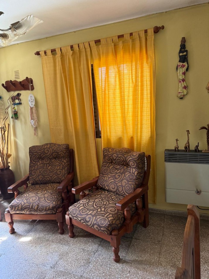 Centro America casa venta incluye depto en Planta Alta