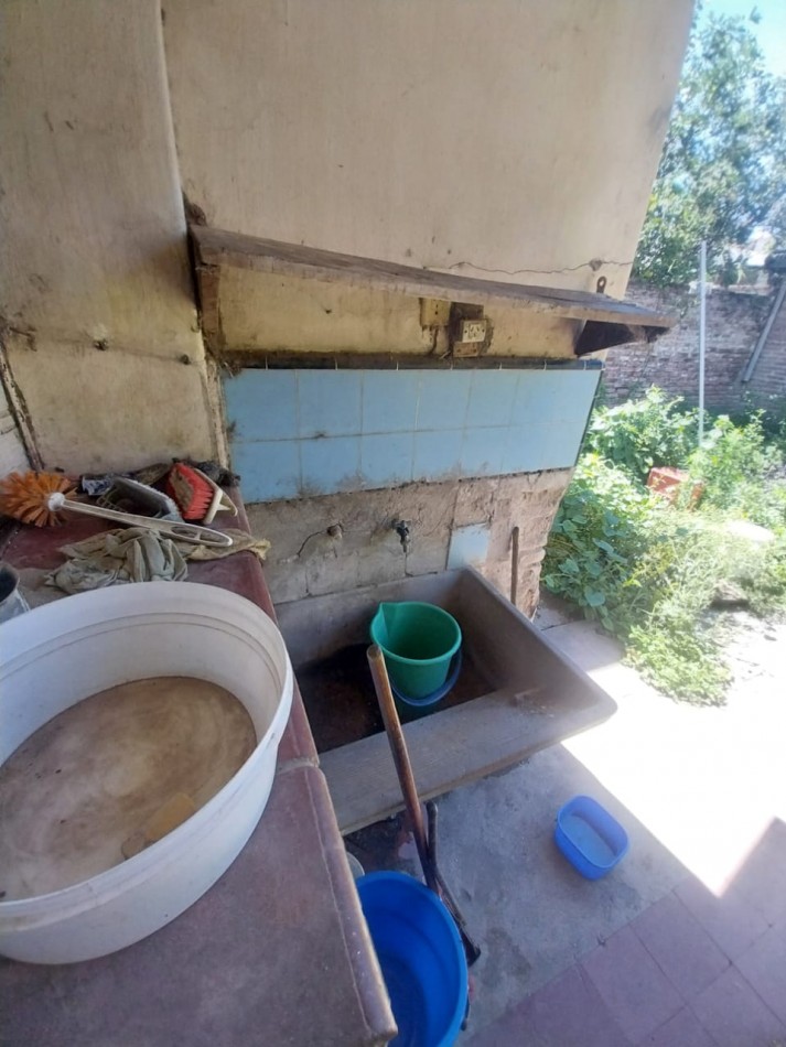 Los Paraisos VENTA casa a RECICLAR zona Alta Cordoba