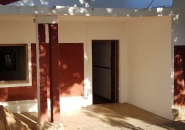 Ameghino Sur  casa y galpon 300m2 a metros Av. Fuerza Aerea