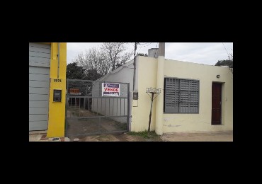 Ameghino Sur casa 2 dor. 300m2 a metros Ruta 20 